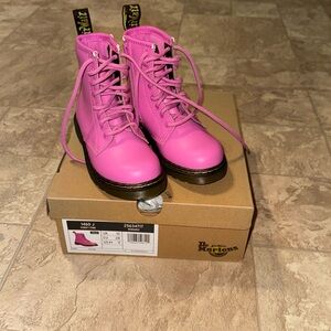 New Dr. Martens Pink Boots Kids Sz. 11